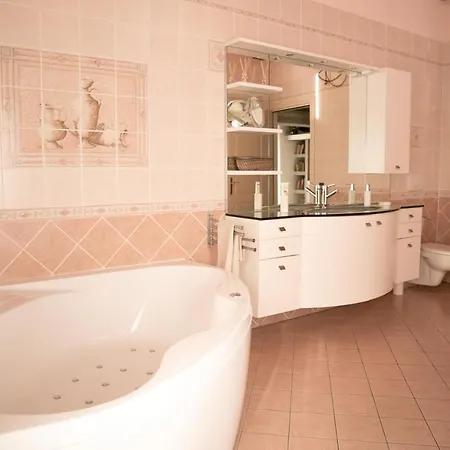 Casa Luna - Wonderful View דירה Brione sopra Minusio